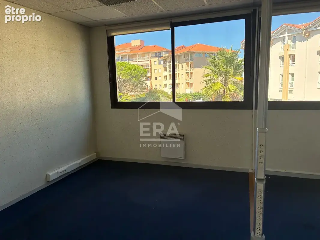 Biarritz Vente bureau 146m²  transformables en appartements - photo 2