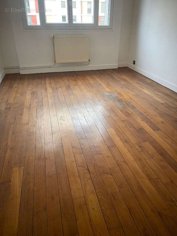 Appartement à IVRY-SUR-SEINE