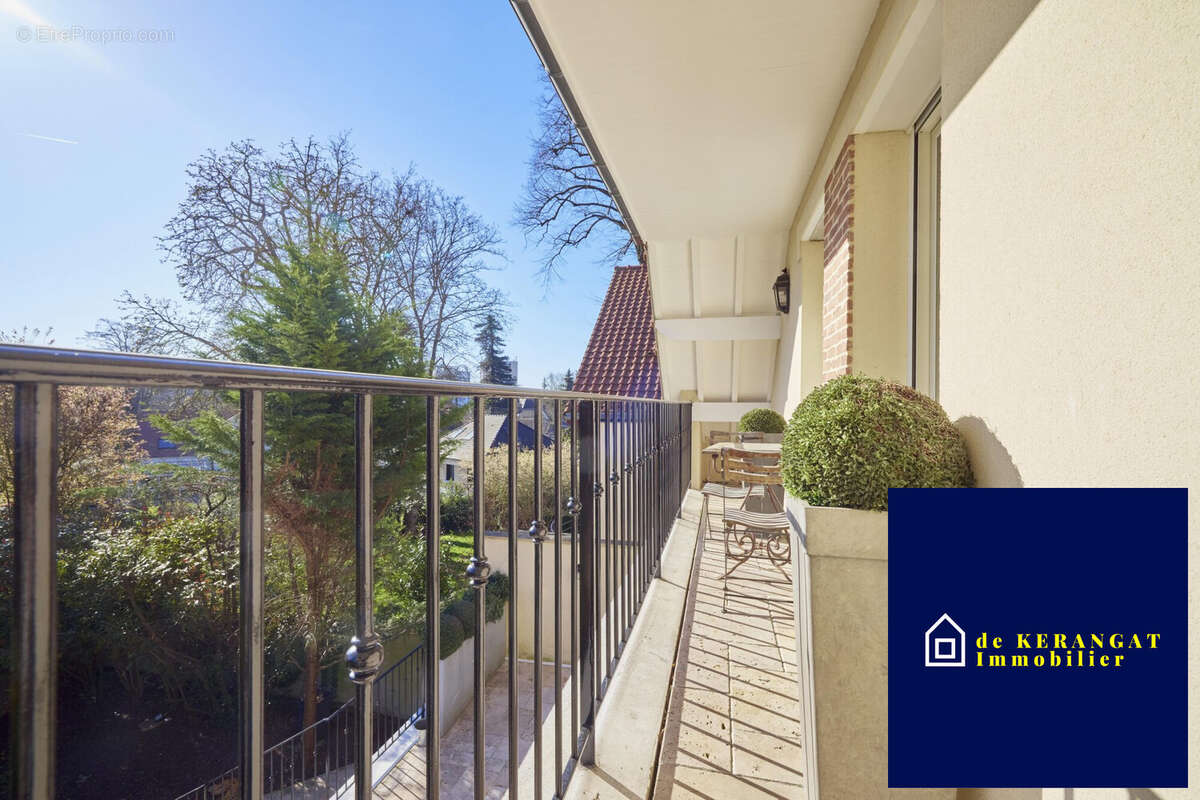 Maison à VERRIERES-LE-BUISSON