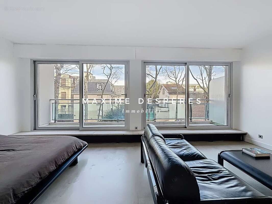 Appartement à NEUILLY-SUR-SEINE