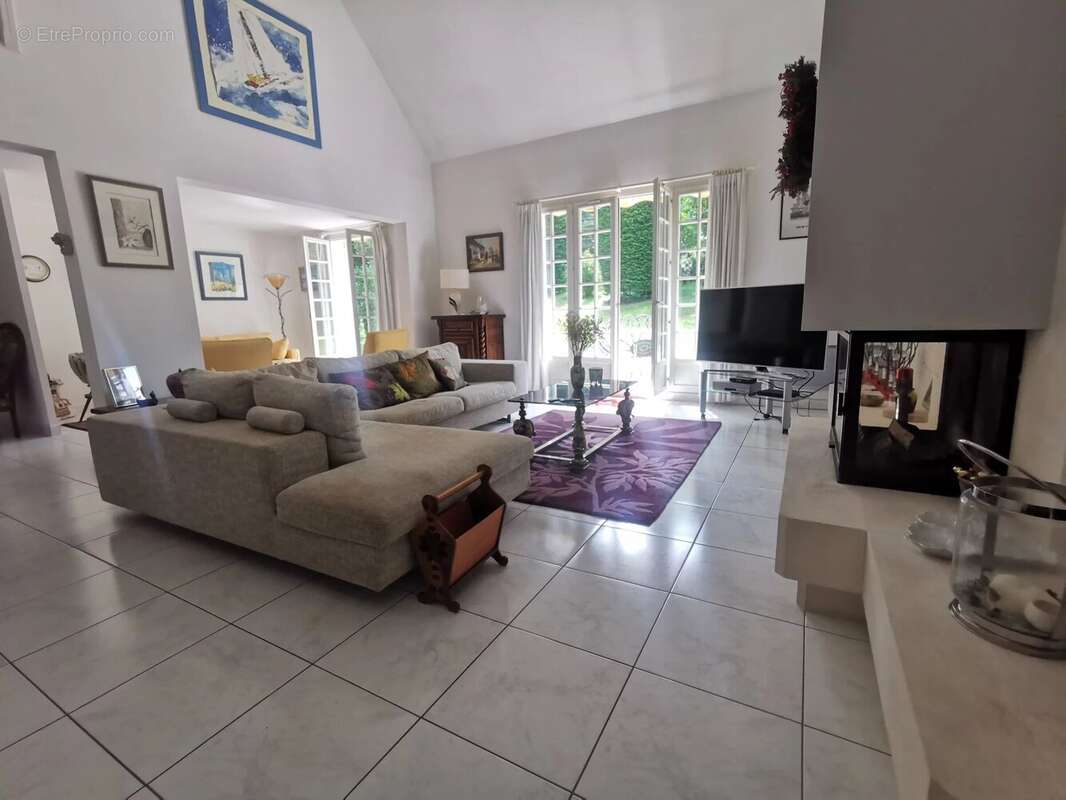 Maison à MONTFORT-L'AMAURY