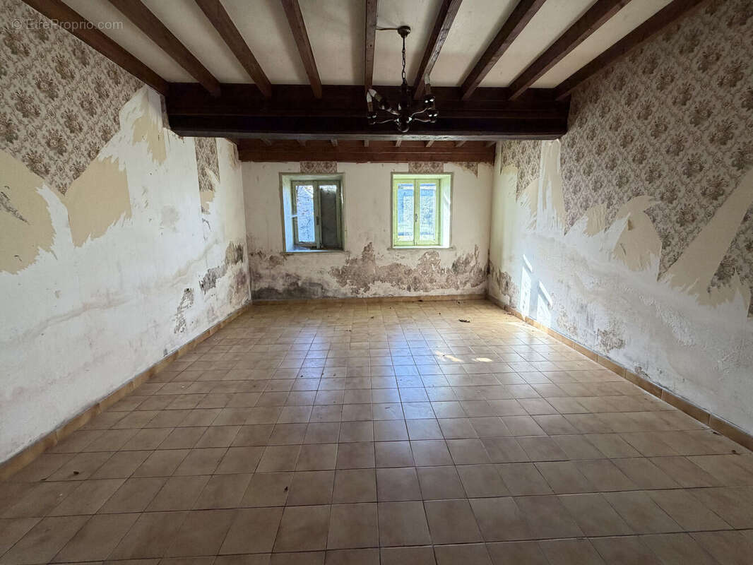 Photo 6 - Maison à COURS-LA-VILLE