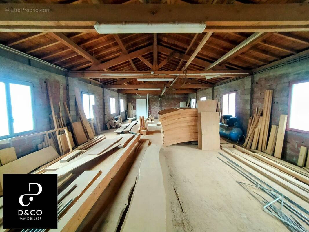 Commerce à SAINT-ALBAIN