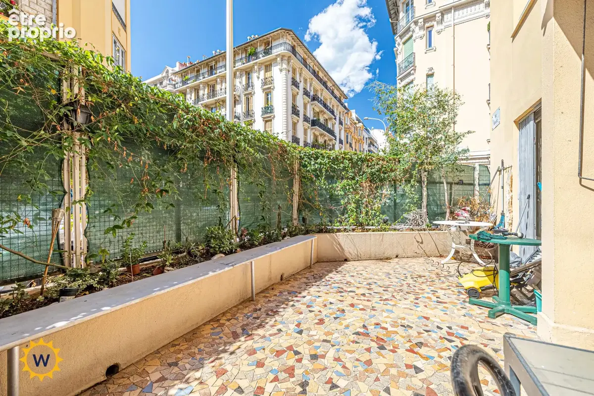 Bel appartement 3 pièces avec terrasse à Nice - photo 3