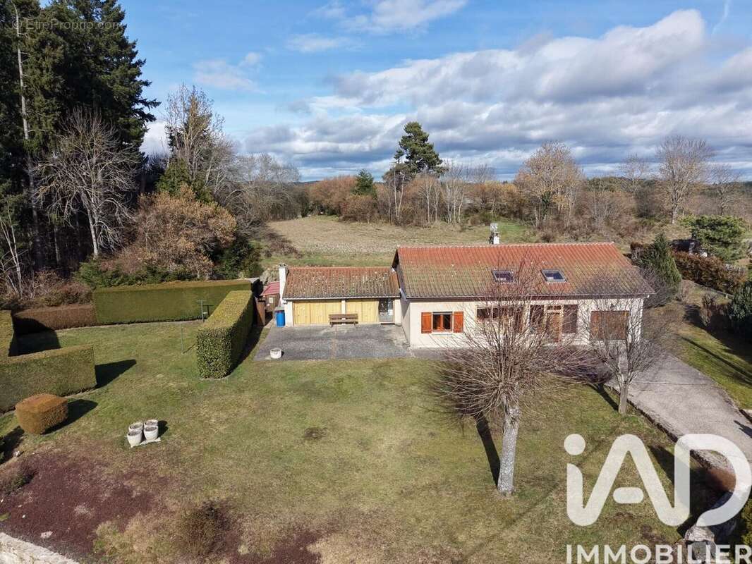 Maison 150 m² à Merle-Leignec  - photo 3