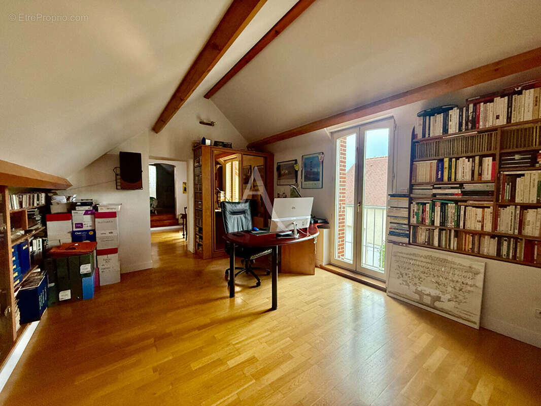 Maison à MORANCEZ