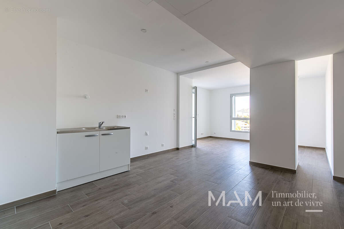 Appartement à MARSEILLE-8E
