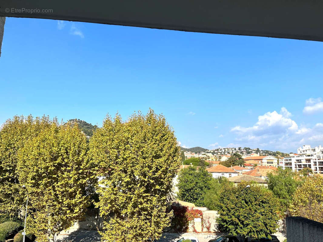 Appartement à HYERES