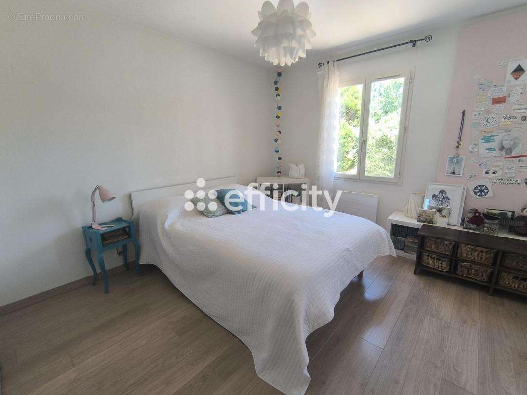 Maison 122 m² à Figanieres  - photo 6