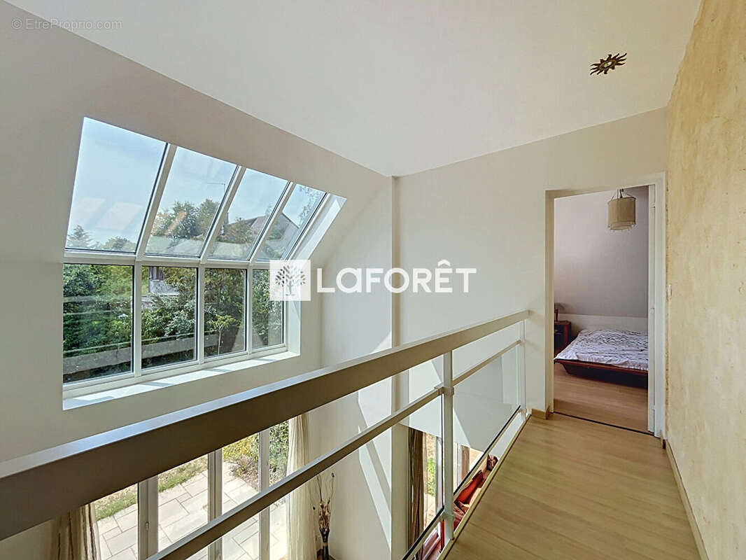 Chatou Tête de Girafe - Élégante maison familiale de 135 m² au calme absolu, sans vis-à-vis - photo 10