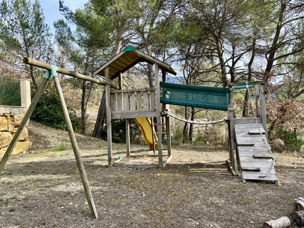 Maison à MOLLANS-SUR-OUVEZE