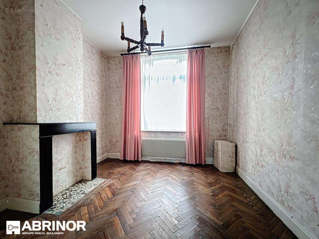 Maison à MONS-EN-BAROEUL