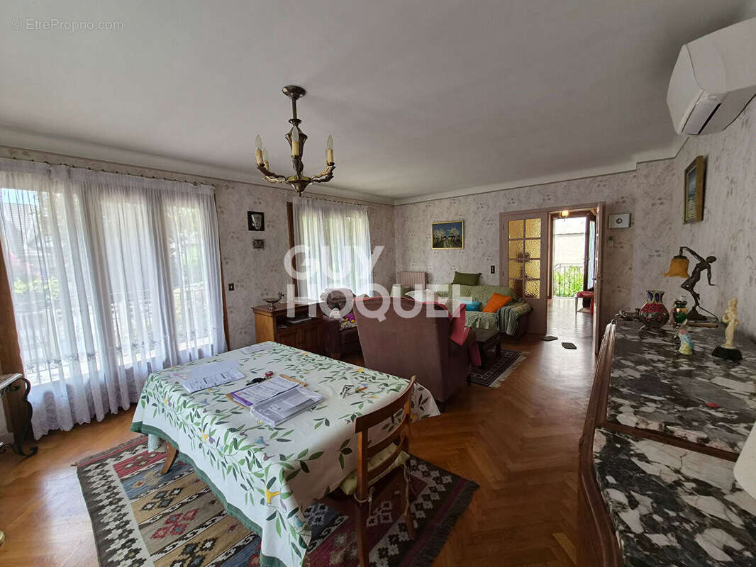 Maison 101 m² à Le Blanc-Mesnil  - photo 3