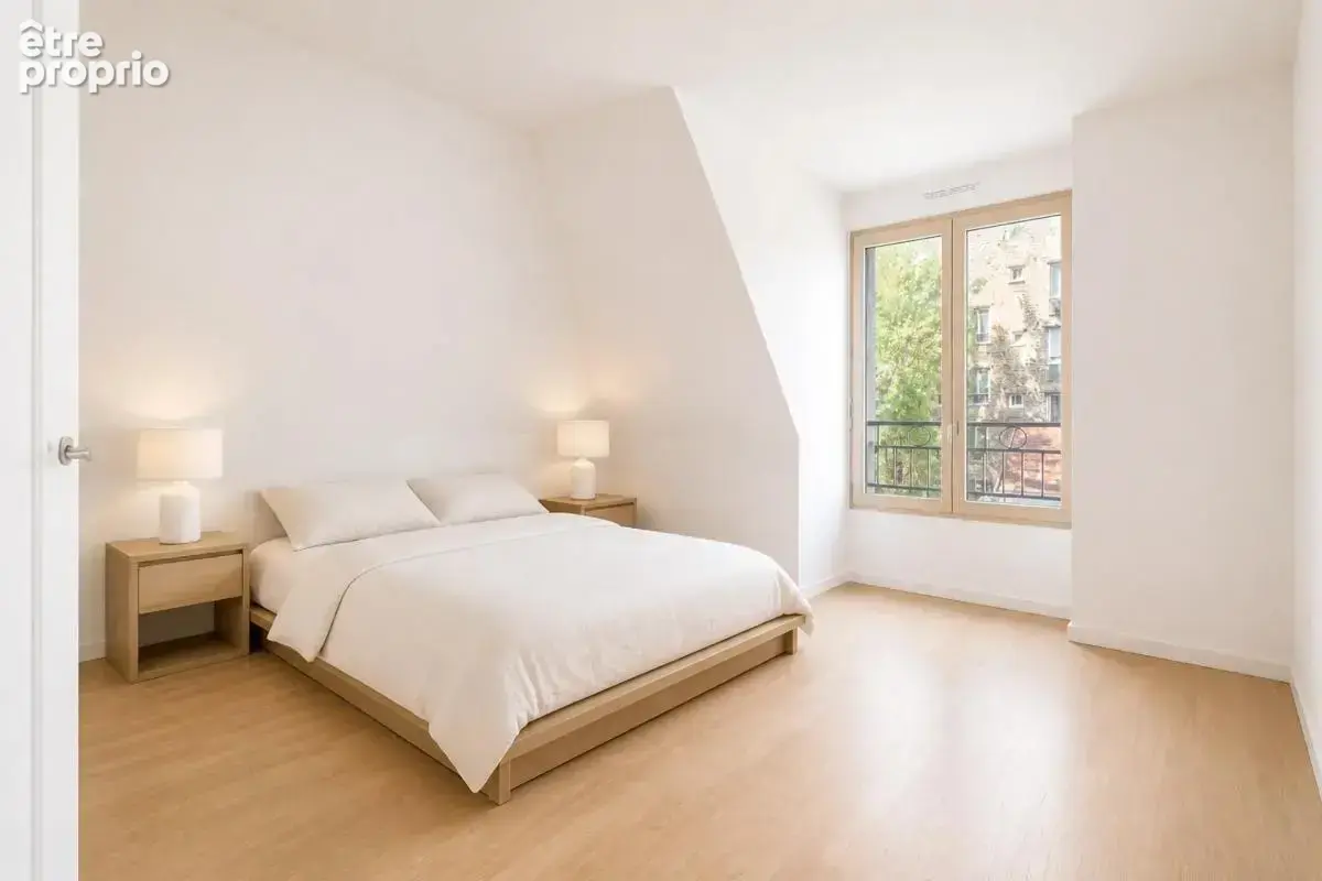 LE RAINCY - Maison de type T4 de 94 m² avec cave, box , jardin - photo 4