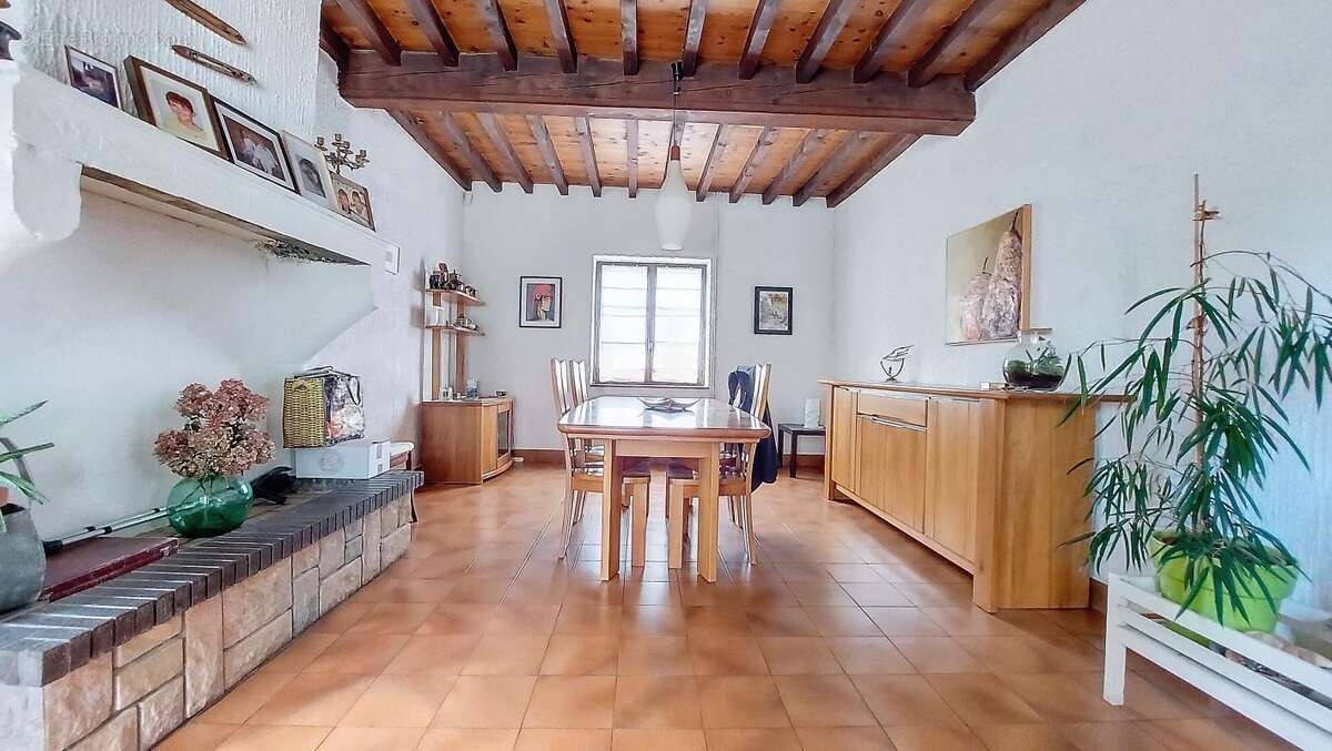 Maison à SAINT-PRIEST