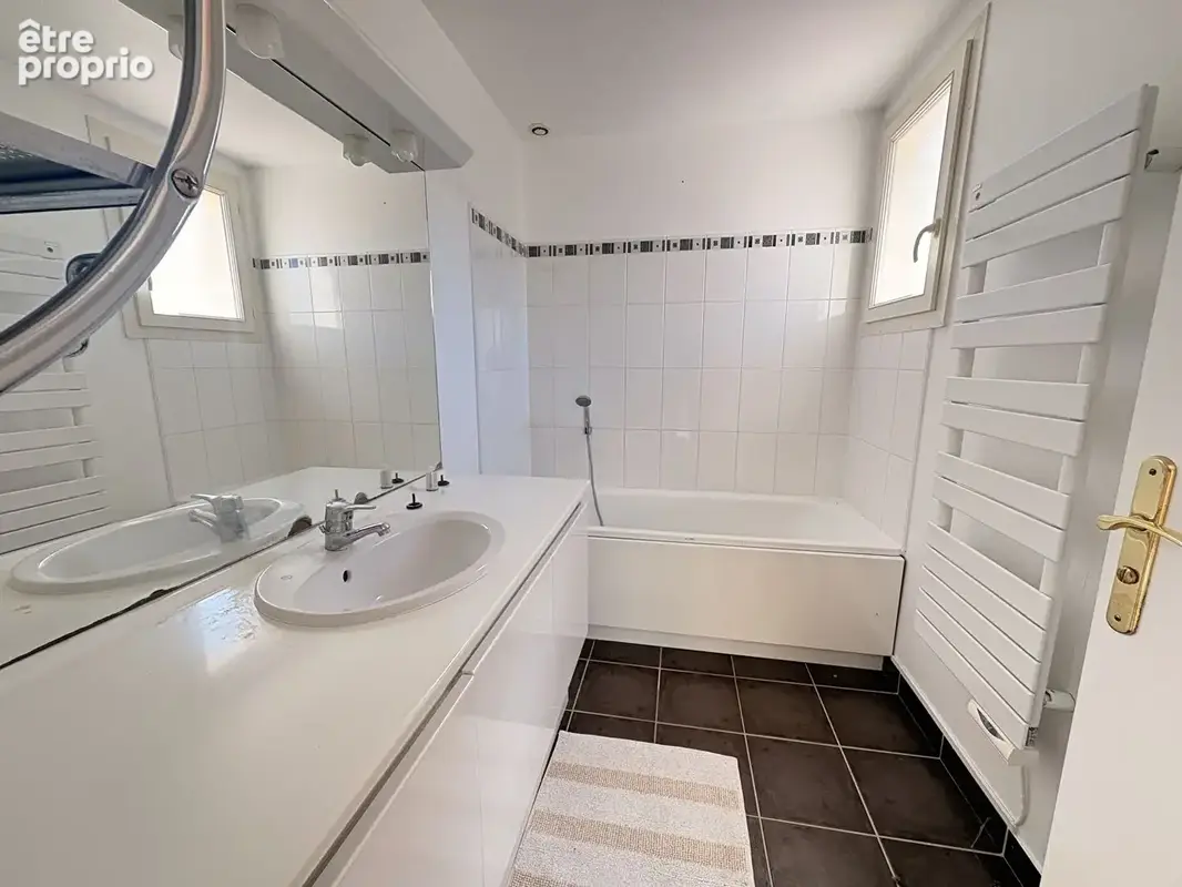 Maison Proche Saint crépin 6 pièce(s) 125 m2 - photo 5