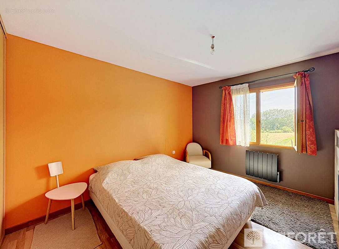 Maison Succieu 5 pièce(s) 103.61m2 - photo 5