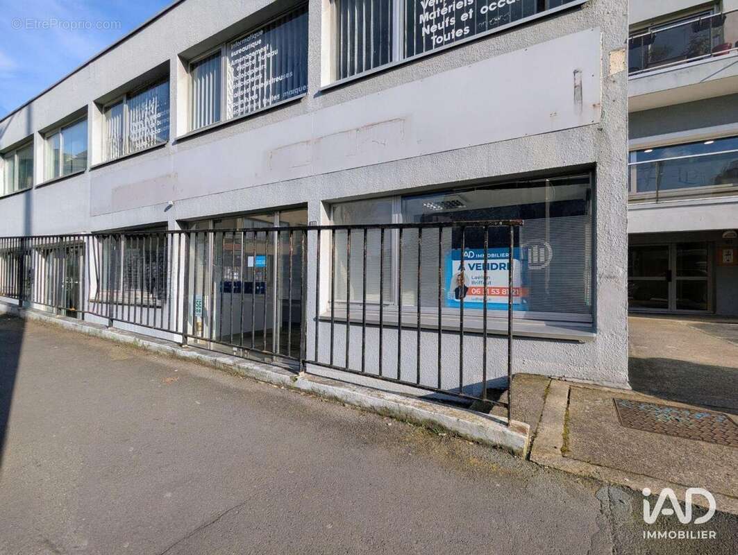 Commerce 86 m² à Bethune  - photo 8