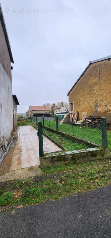Maison à PILLON