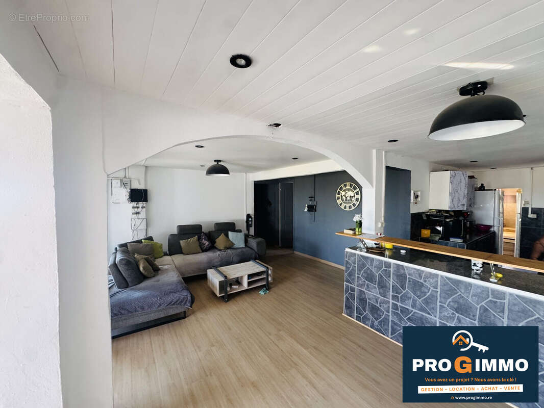 Maison 82 m² à Saint-Joseph  - photo 9