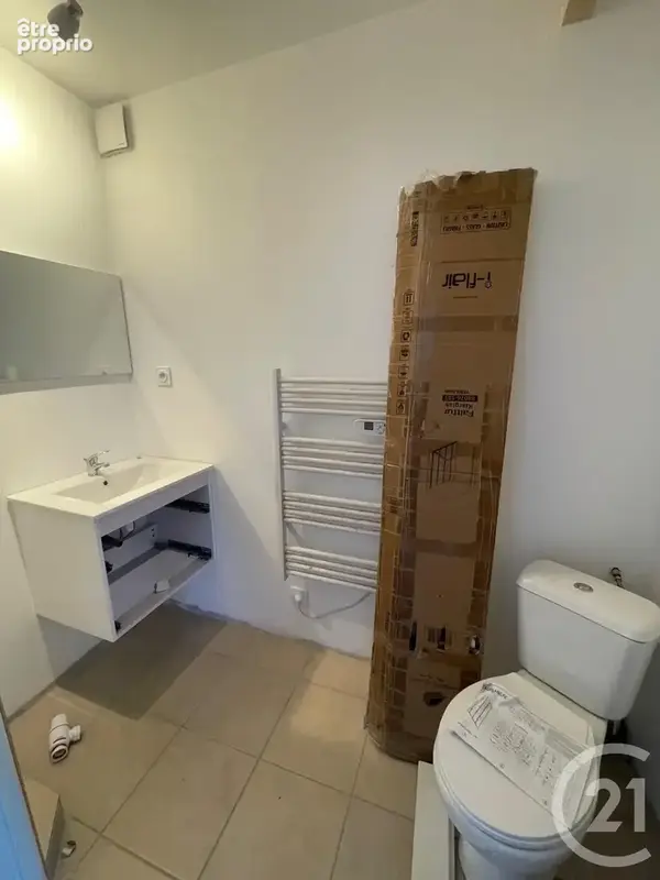 Maison 134 m² à Les Eglisottes-Et-Chalaures  - photo 6