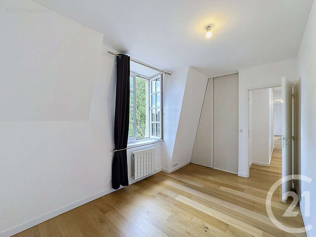 Appartement à FONTAINEBLEAU