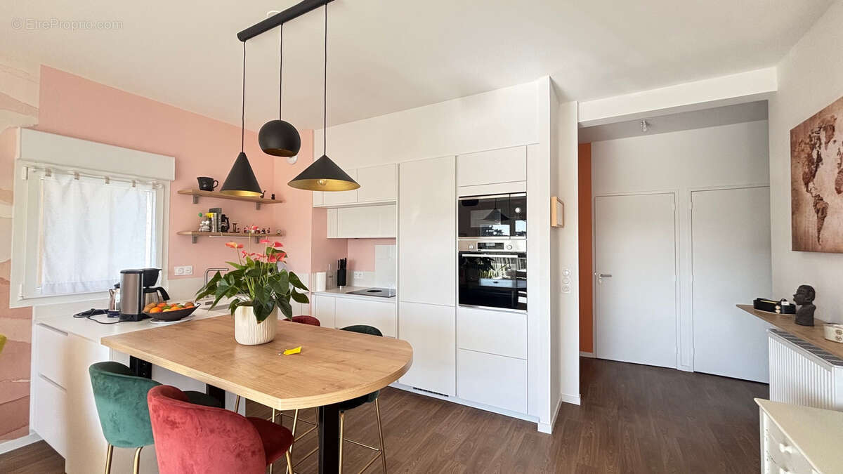 Appartement à LE RELECQ-KERHUON