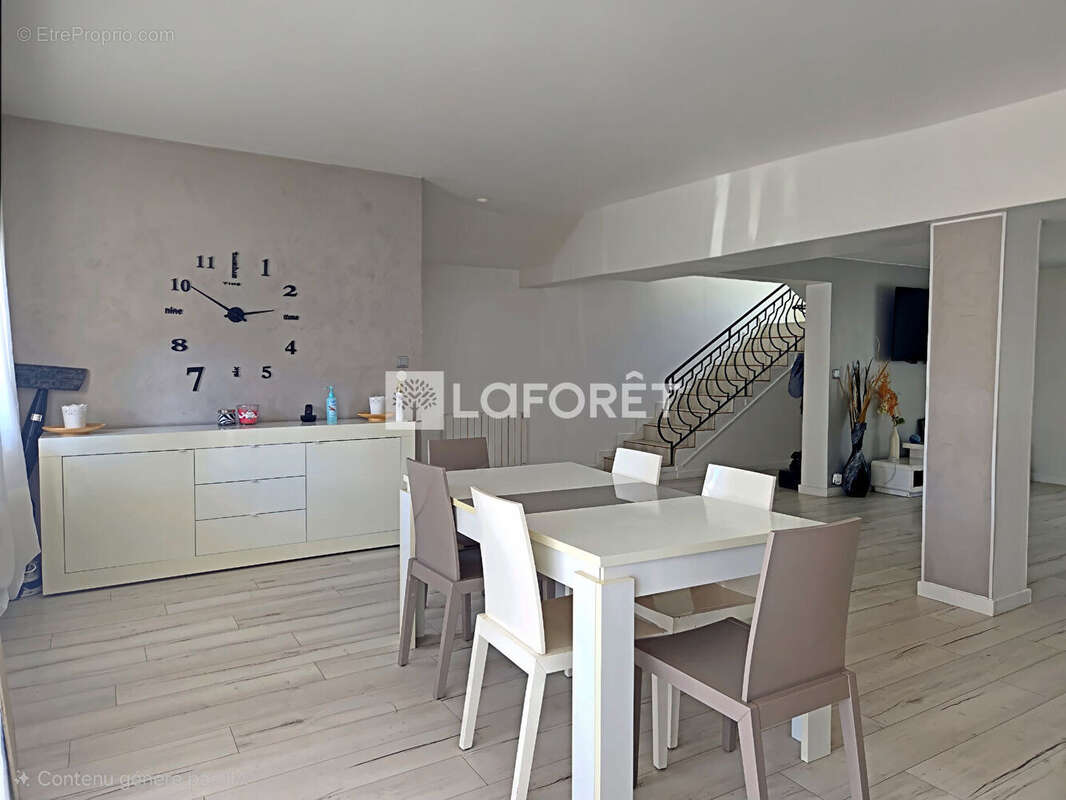 Maison à LA RICAMARIE