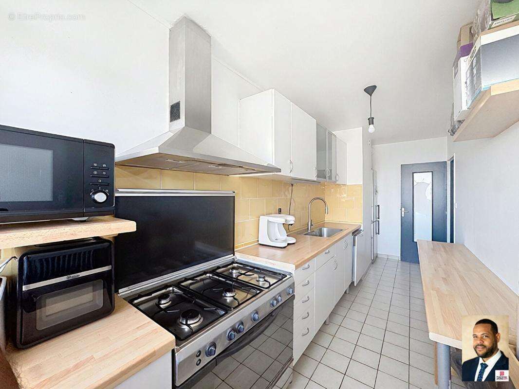 Appartement Vitry Sur Seine 5 pièces 102 m2 avec balcons (Cave + stationnement) - photo 2