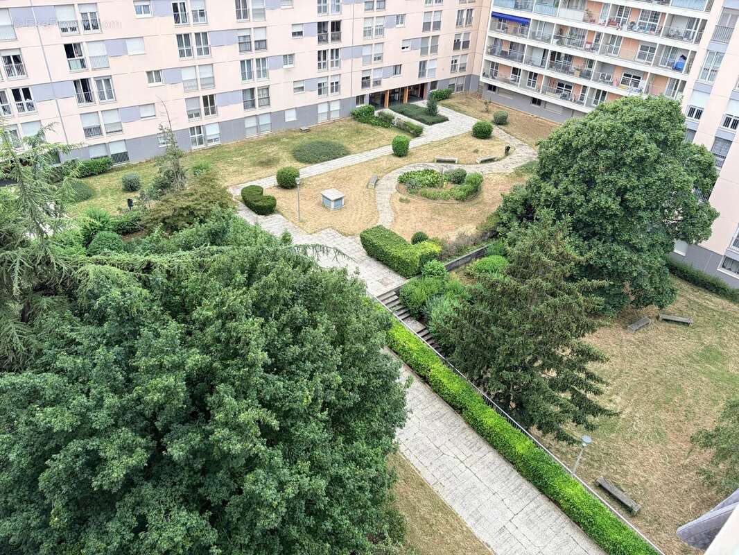T4 avec parking en s/sol - DIJON Fontaine D'Ouche - photo 9