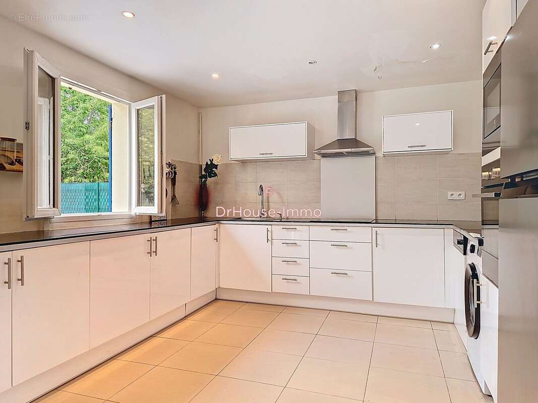 Maison à ECQUEVILLY