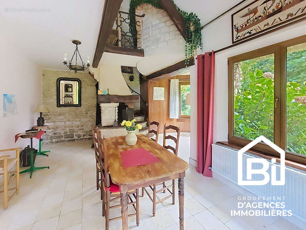 Maison à BRETTEVILLE-L'ORGUEILLEUSE