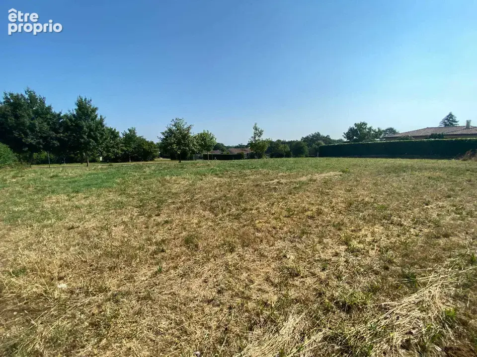 Terrain constructible de 977 m²  Cazaubon (Gers) - photo 4