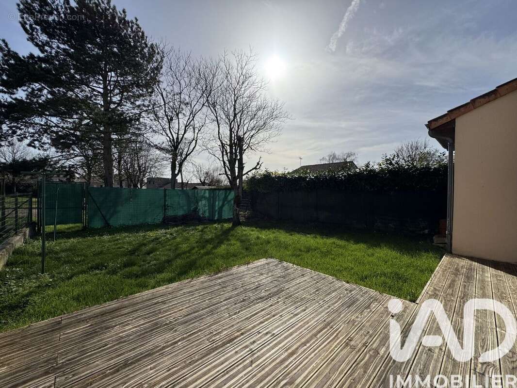 Photo 2 - Maison à BUXEROLLES