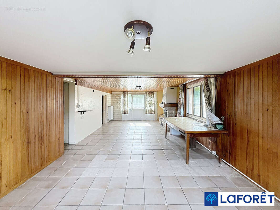 Maison à SAULX-LE-DUC