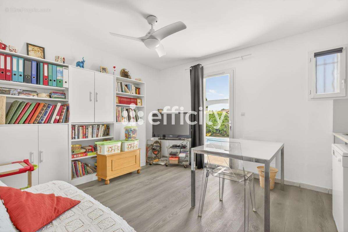 Maison 173 m² à Aix-En-Provence  - photo 15