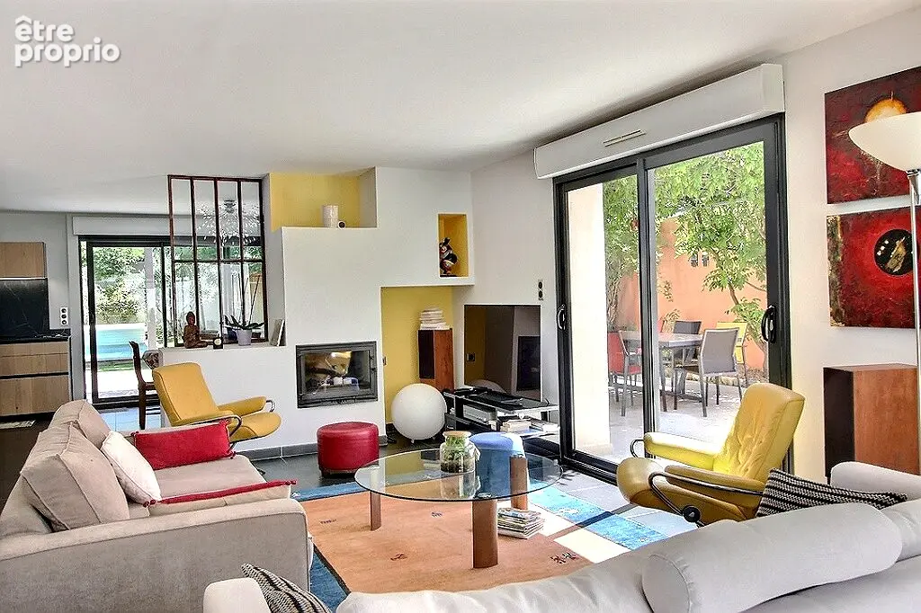 MAISON DE VILLE A VENDRE SAINT DIDIER 150 m² sur 750 m² de terrain avec piscine - photo 6
