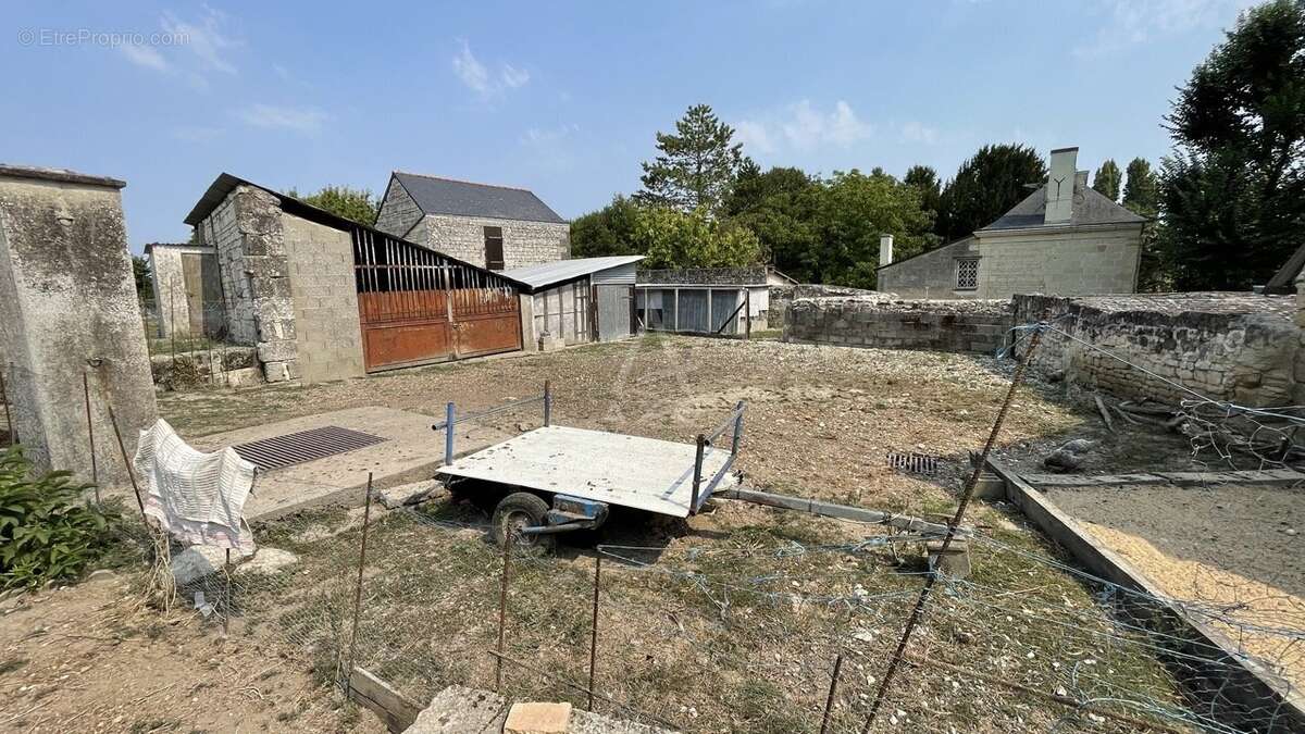 Maison à DOUE-LA-FONTAINE