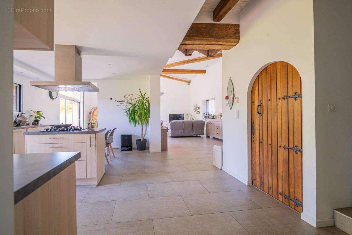 Maison à SAVIGNE-L&#039;EVEQUE