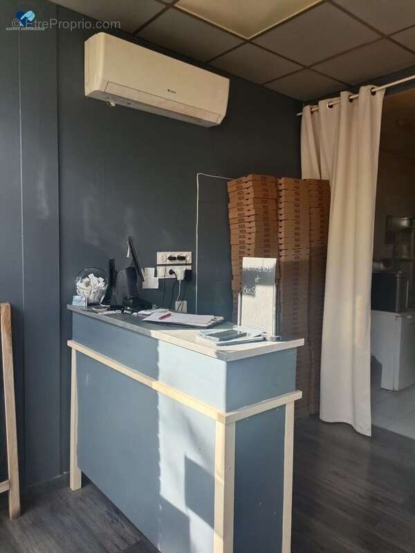 Commerce à VILLENEUVE-TOLOSANE