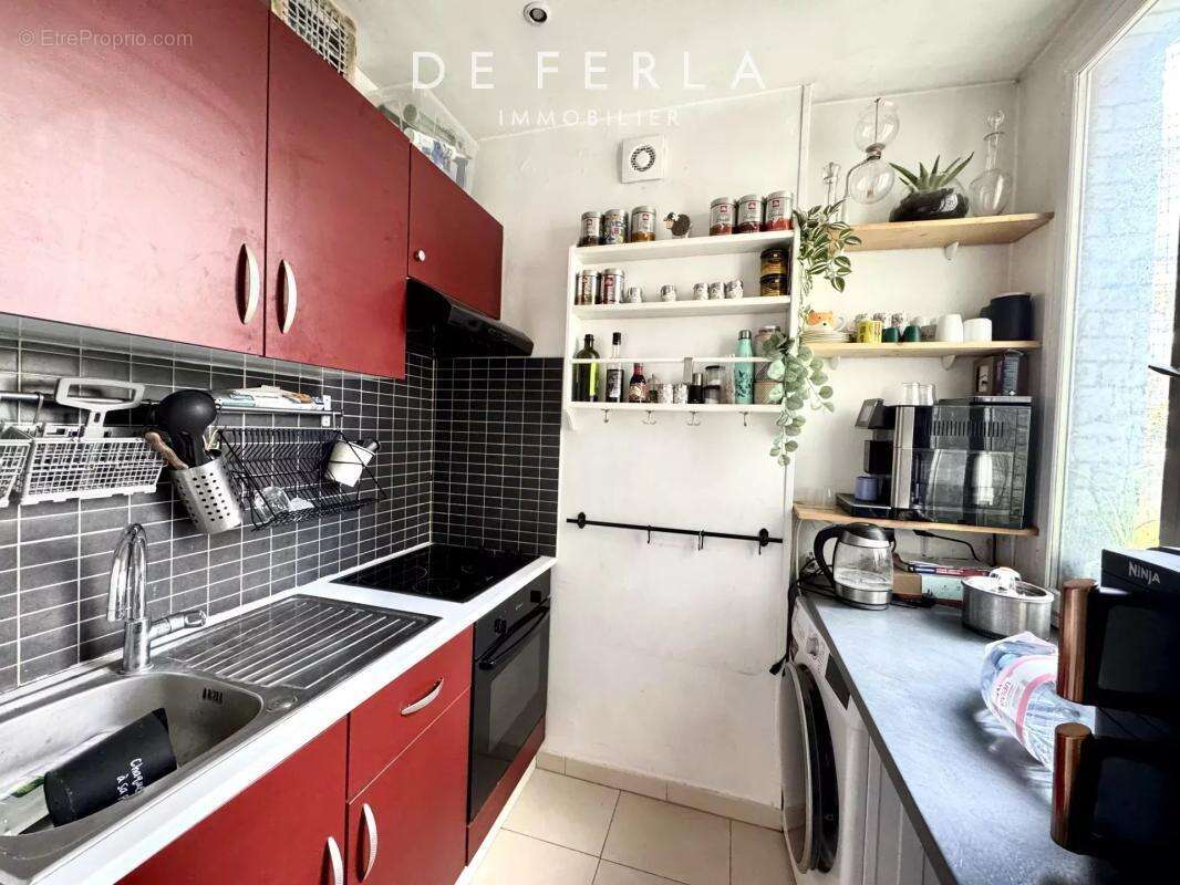 Appartement à PARIS-14E