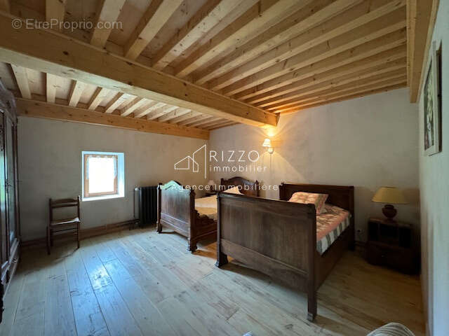 Ancien moulin au Retord - photo 14