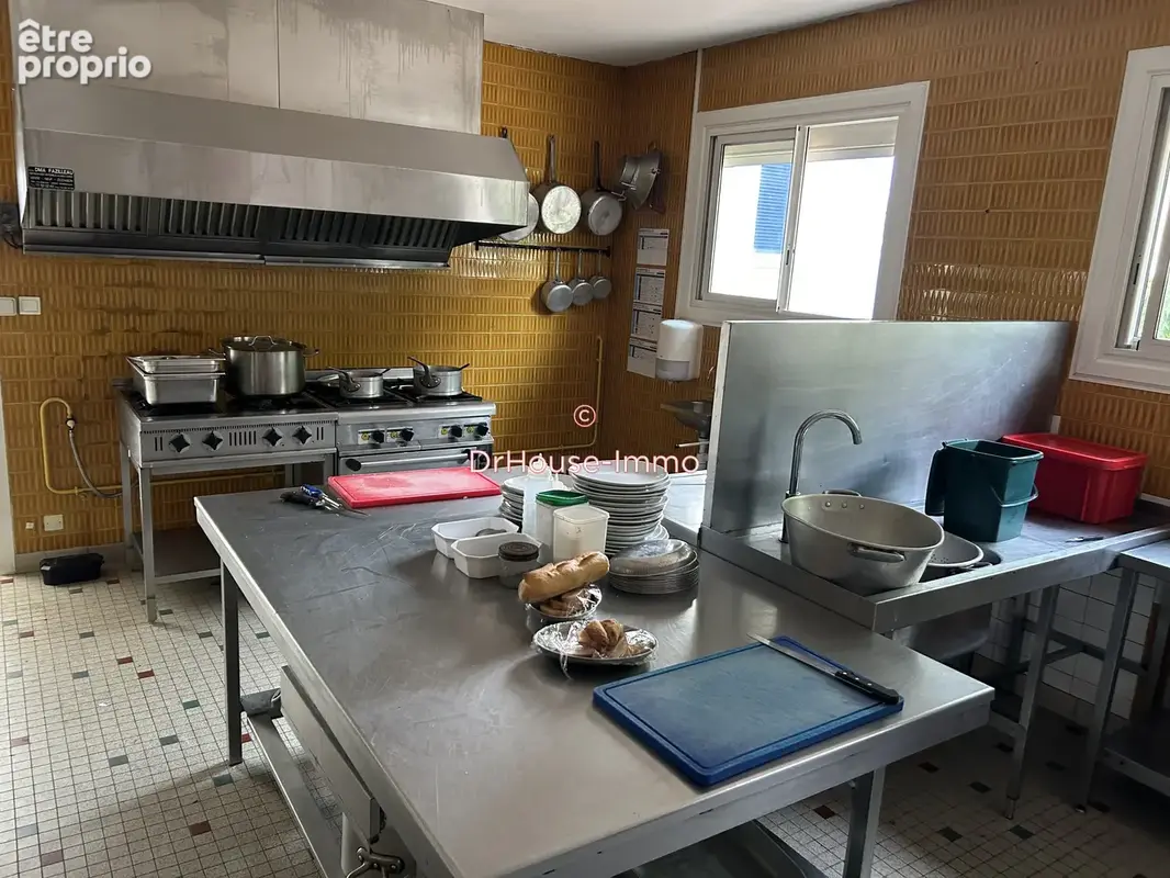 Commerce 527 m² à vendre à Angouleme (16000) - photo 5