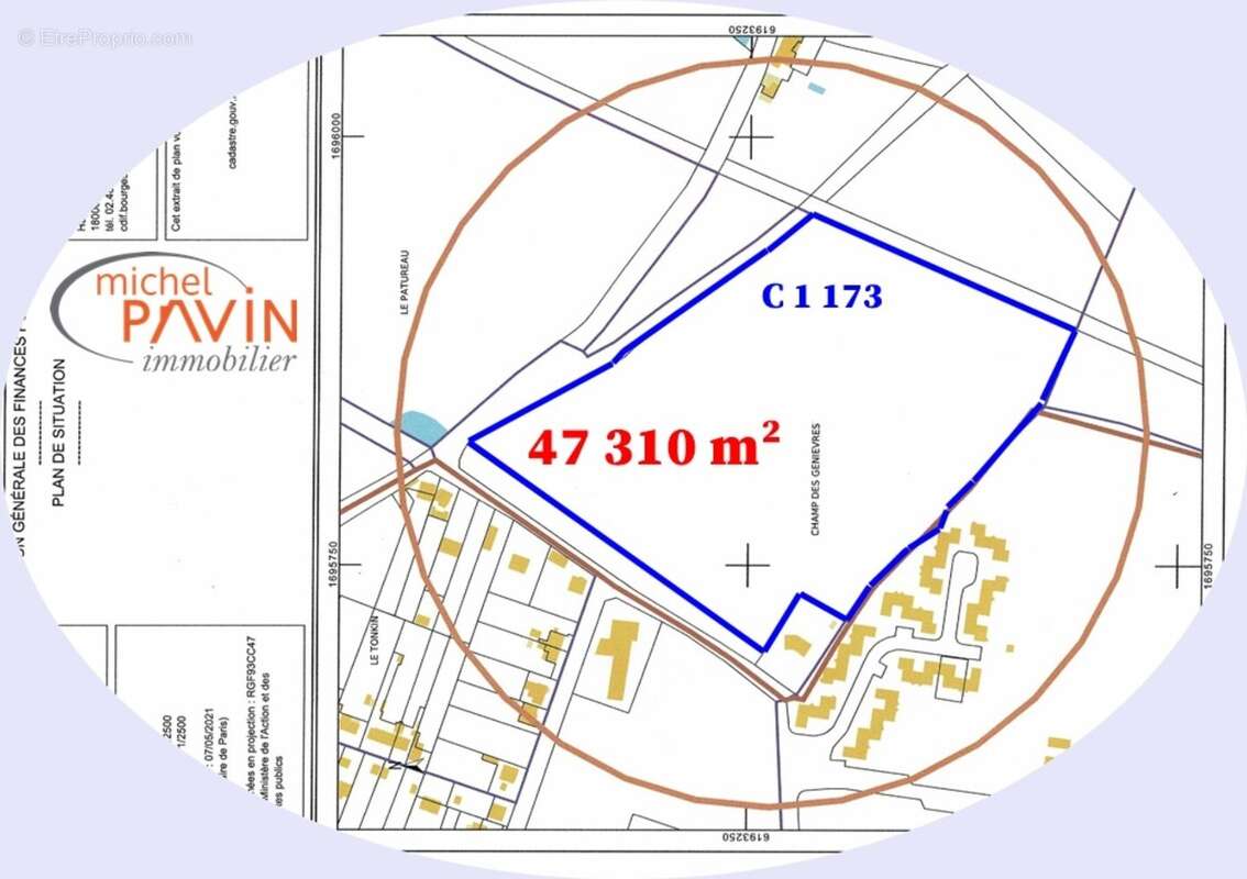 Terrain à LA GUERCHE-SUR-L&#039;AUBOIS