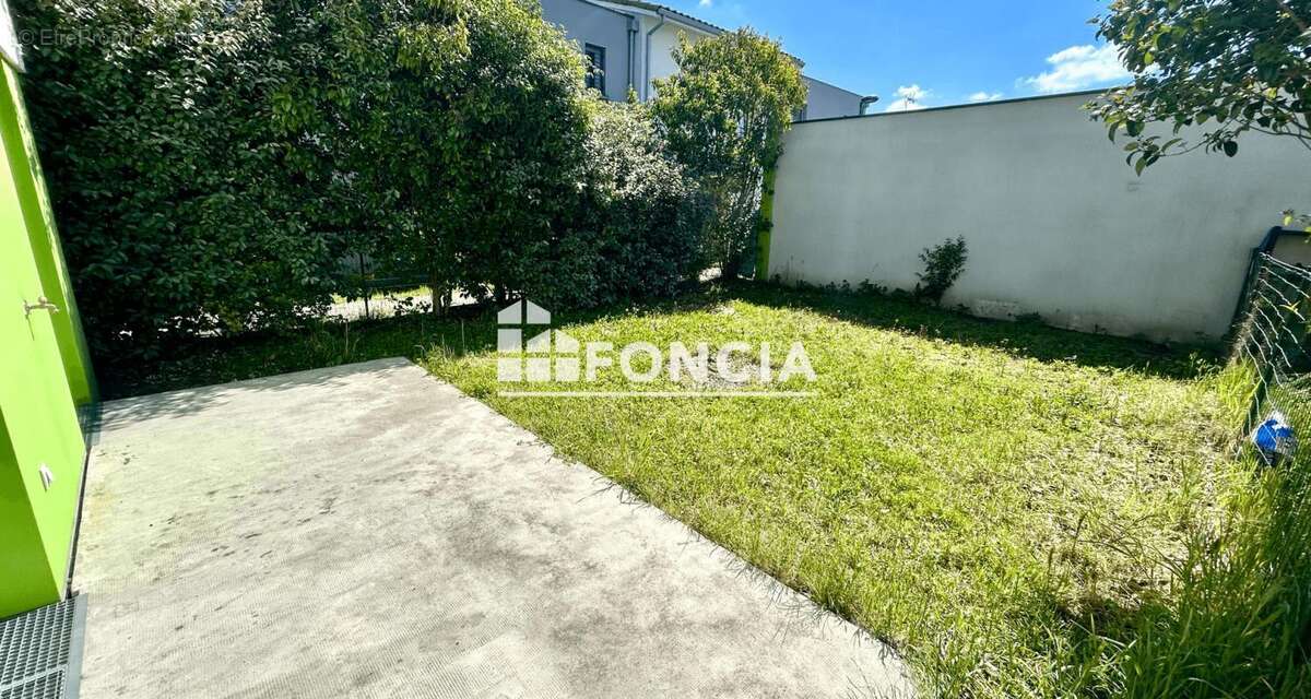 Maison vendu vide t4 82m2 duplex avec garage et parking , suite parentale avec deux salles de bains et deux wc - photo 3