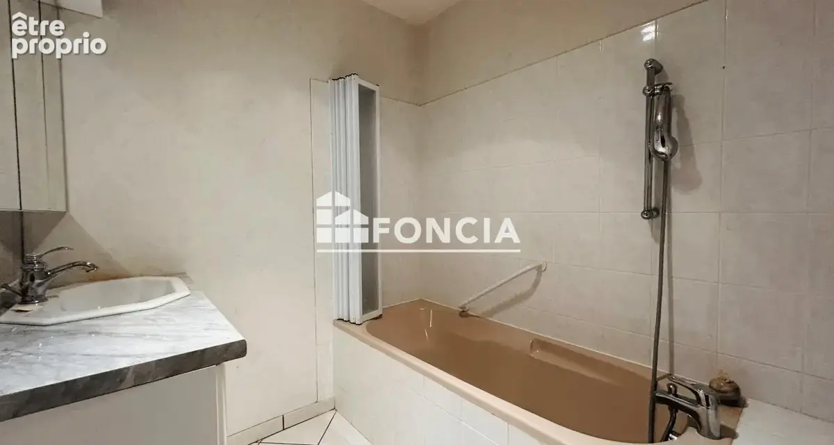 Appartement T3 de 102m² à Buxerolles Bizais avec jardin privatif, véranda et garage - photo 5