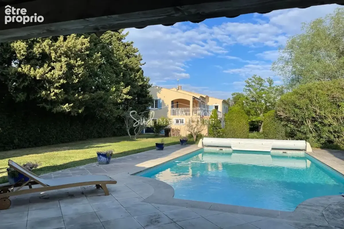 Maison 8 pièces 256 m² à vendre à Fontvieille (13990) - photo 3