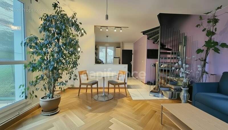 Appartement à MONTIGNY-LE-BRETONNEUX