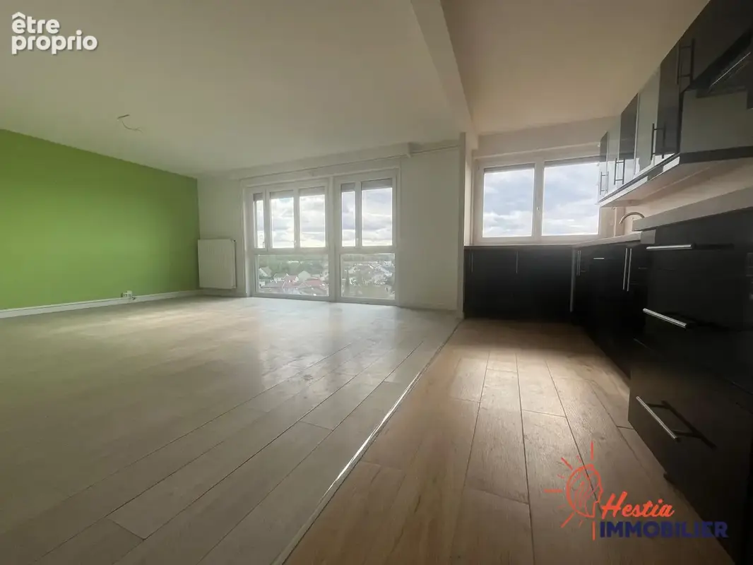 Appartement 5 pièces 82 m² à vendre à Reims (51100) - photo 3