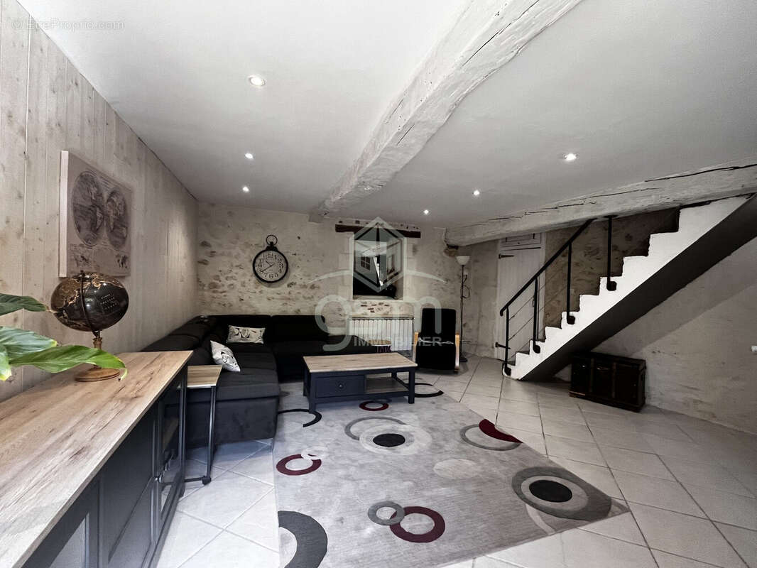 Maison à MONTS